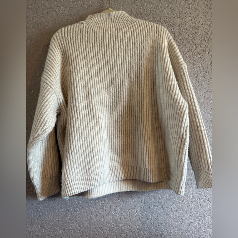 Calvin Klein Ivory Ribbed Sweater - Picture 5 of 5